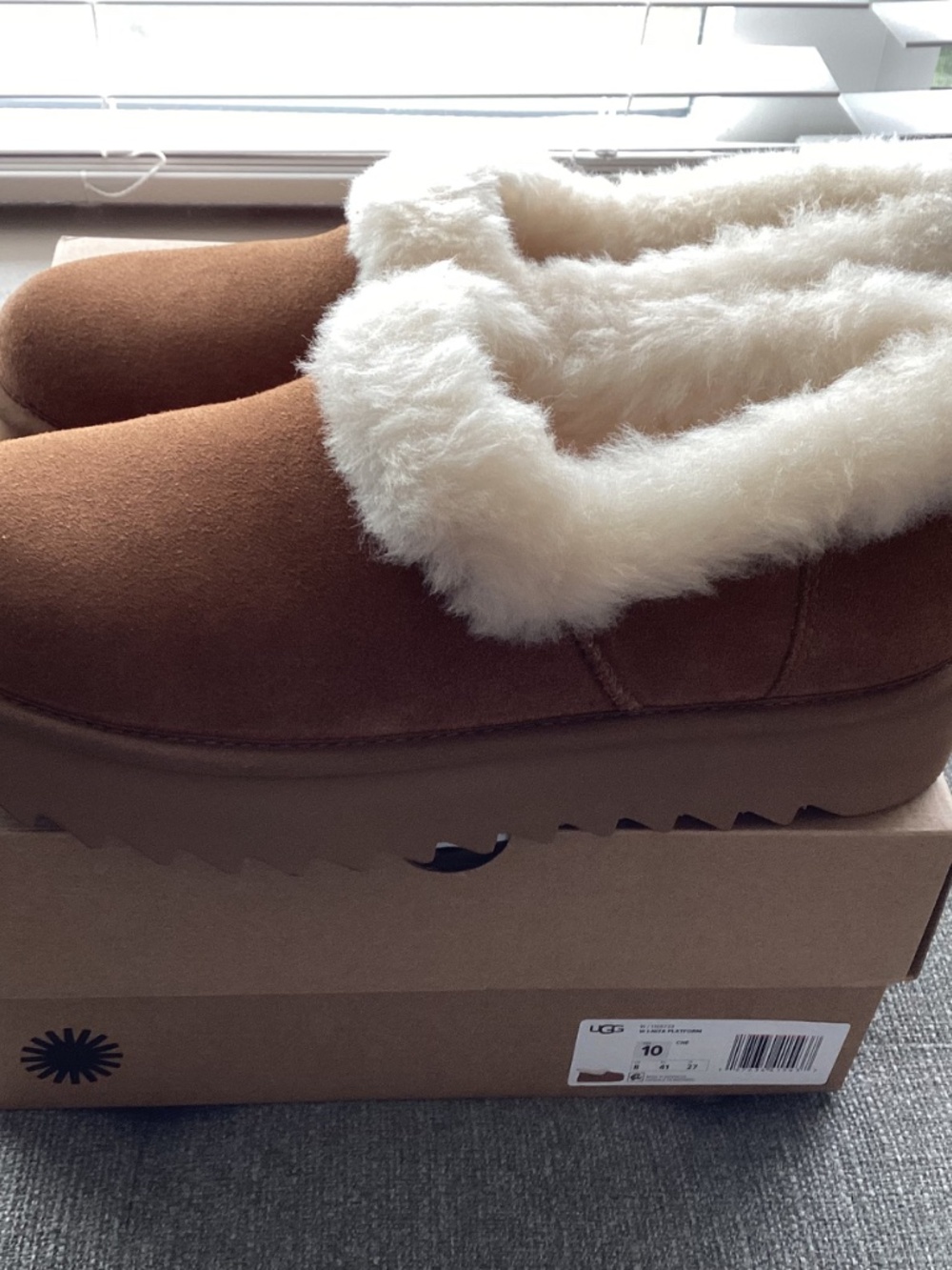 UGG® Nita Genuine Shearling Slipper (Women) 10M - Picture 8 of 15